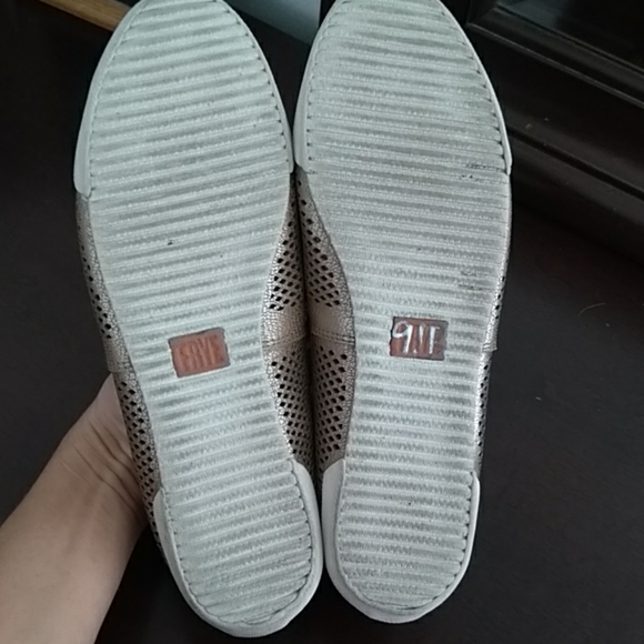 Frye slip on loafers - Picture 8 of 8